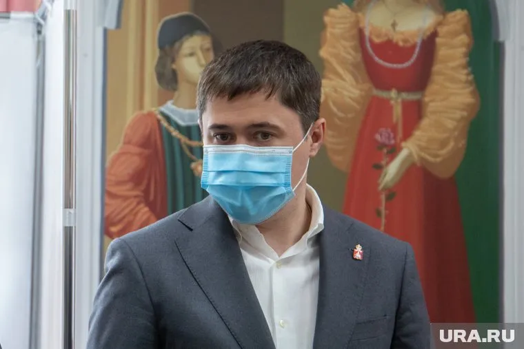 Дмитрий Махонин обсудит в Москве свое участие в выборах губернатора