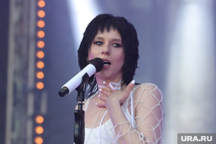 Певица IOWA была тронута желанием подростков защищать экологию