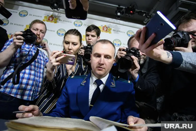 Андрей Курьяков известен в стране как прокурор, занимавшийся делом «дятловцев»