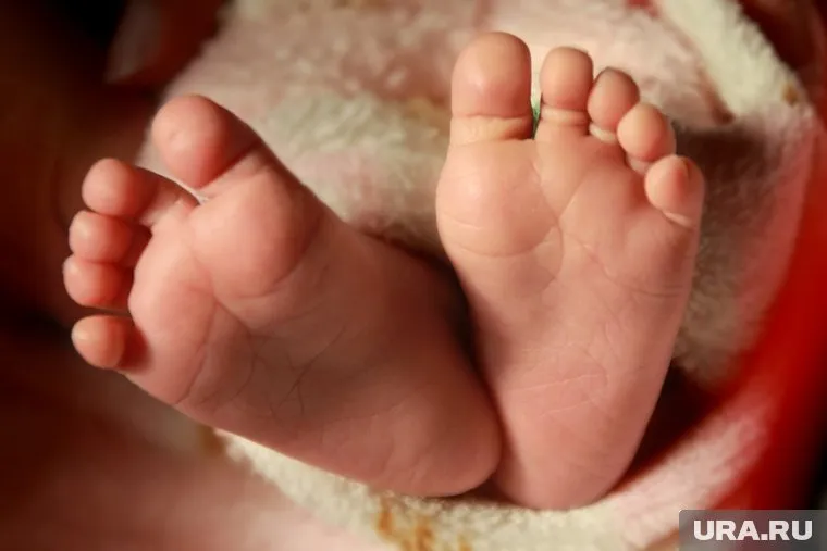 Отцом младенца стал пожилой мужчина