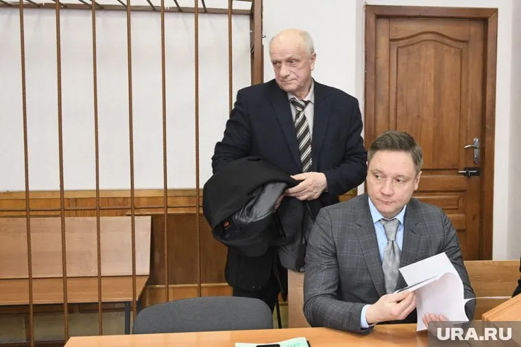 Алексей Воробьев пришел на заседание