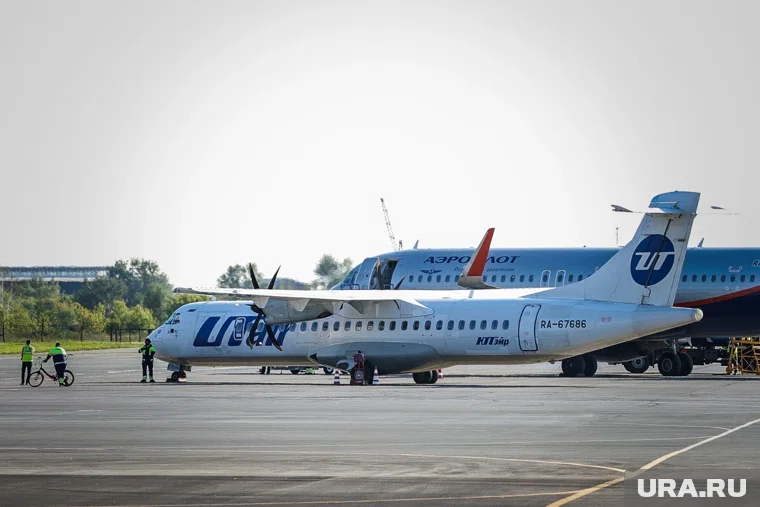 В некоторых аэропортах отмечают массовые задержки рейсов