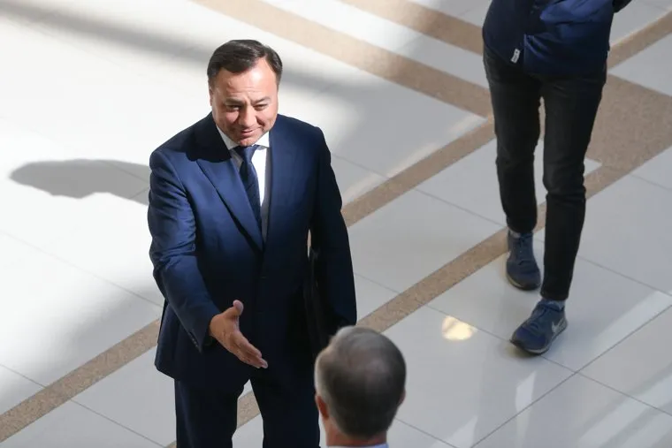 Отчет губернатора перед депутатами законодательного собрания Свердловской области. Екатеринбург