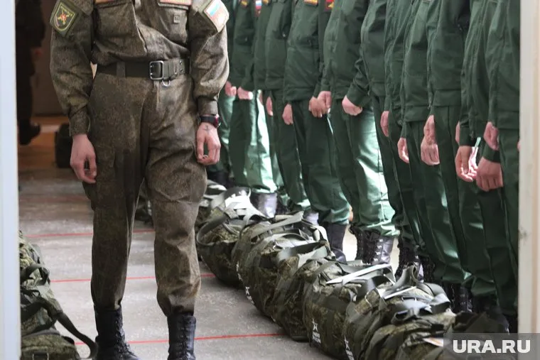 На призывной пункт нужны документы, нижнее белье и предметы гигиены