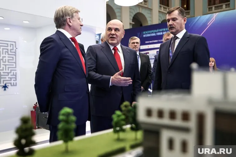 Премьер-министр РФ Михаил Мишустин считает транспортную отрасль основой технологического суверенитета