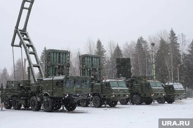 Российские средства ПВО отразили атаки ВСУ по российским территориям, уточнили в Минобороны РФ