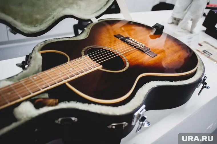 Слова песни «Письмо солдату» написал Станислав Минаков, а музыку — Кирилл Томилин