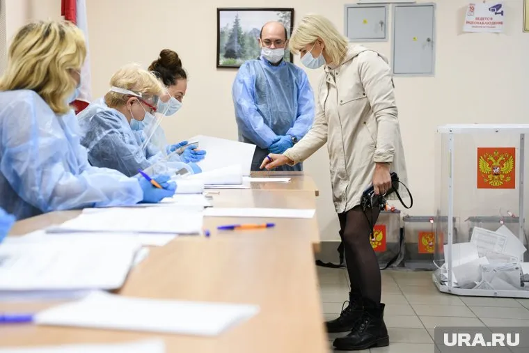 Выборы завершились в самых восточных регионах РФ