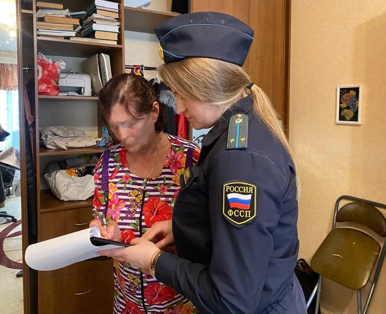 Когда должница проигнорировала судебное решение, ФССП приступили к принудительному исполнению решения