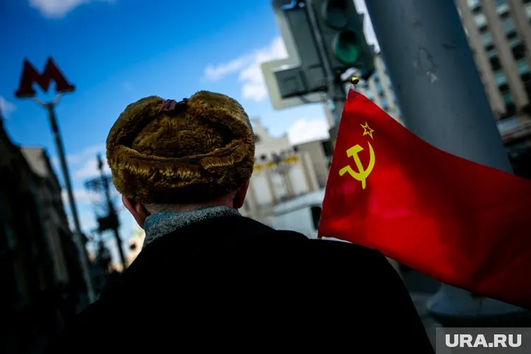 Сравнивать СССР и РФ нелогично из-за существенной разницы условий, считает Алексей Зубец