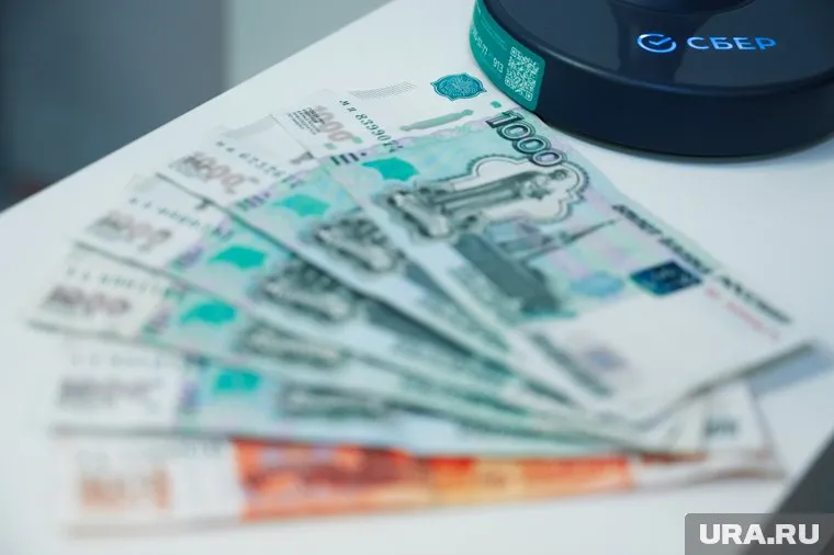 Среднее зарплатное предложение достигло 76,1 тысяч