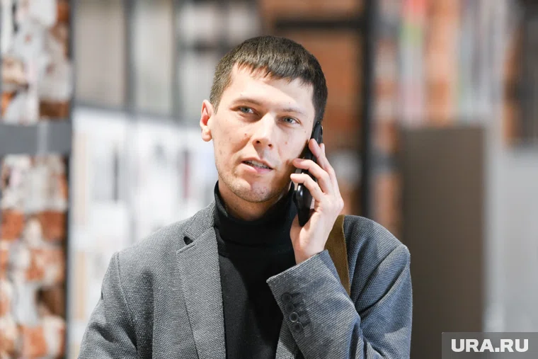 Владислав Постников сейчас находится в отделе полиции