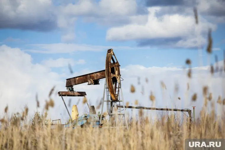 Нефтяные доходы России выросли в сентябре на 1,8 миллиарда долларов