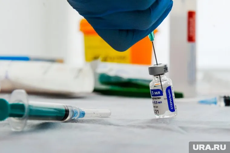 Вакцину от коронавируса лучше не ставить во время обострения хронических болезней