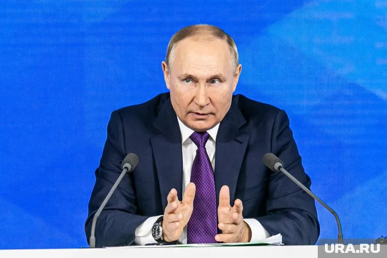 Россия должна быть готова к кризису на рынке продовольствия, сказал Путин