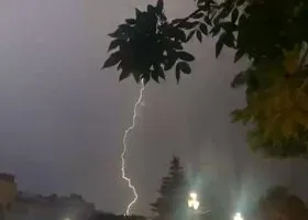 Синоптики предупредили челябинцев о грозах с ливнями и 36-градусной жаре