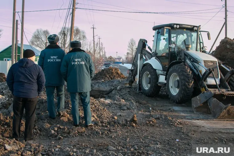 Авария на водопроводе оставила без воды две трети населения города Шумиха