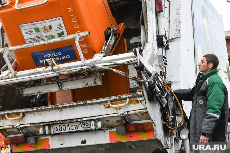 Власти России предложили регионам ввести новую систему оплаты за вывоз мусора