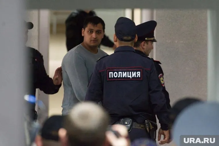 Участники бойни в цыганском поселке просят суд оправдать их