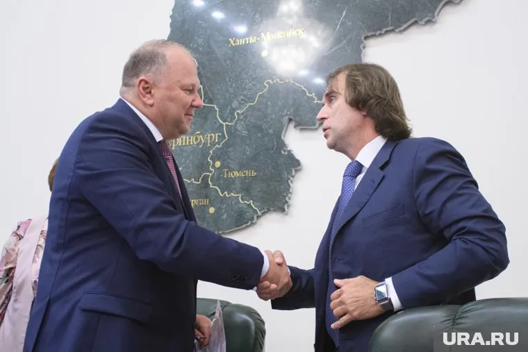 Максим Егоров пожелал Геннадию Красникову успешной работы