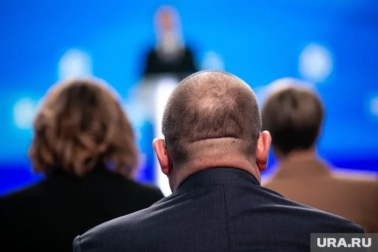 Госдума пересмотрит систему оплаты труда высокопоставленных депутатов