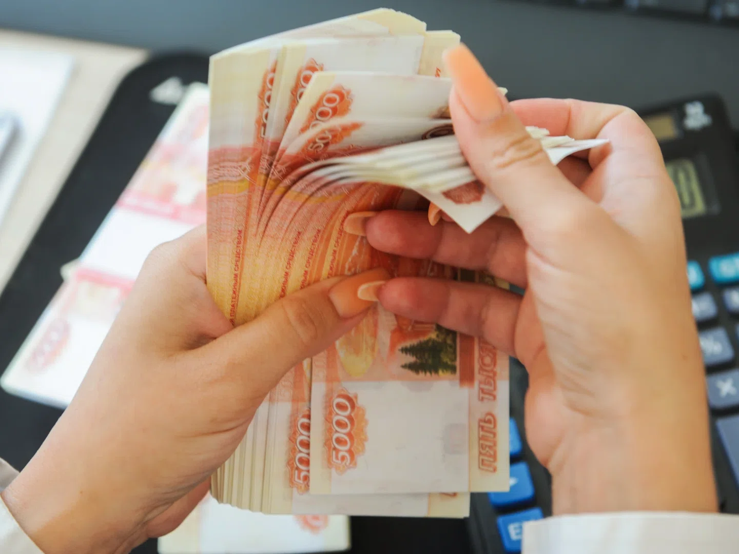 Обвиняемые, похитившие 9 млрд у Минобороны РФ, остались без имущества