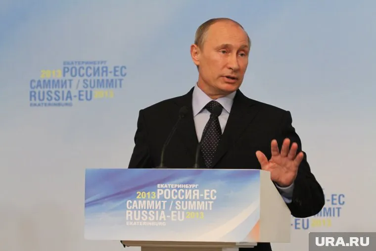 Владимир Путин нашел замену Андрею Карлову