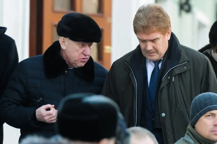 Похороны Вадима Соловьева, экс-губернатора Челябинской области. Челябинск, тефтелев евгений, елистратов владимир