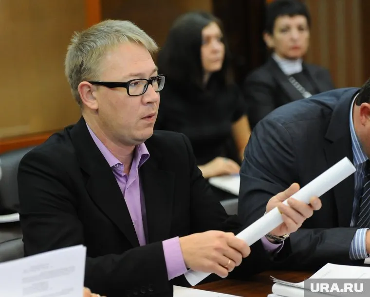 Обязанности генерального директора на данный момент в компании исполняет Михаил Демаков