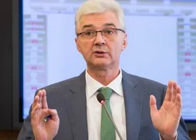 Тема закрыта? «Город» и «область» застопорили отставку Якоба