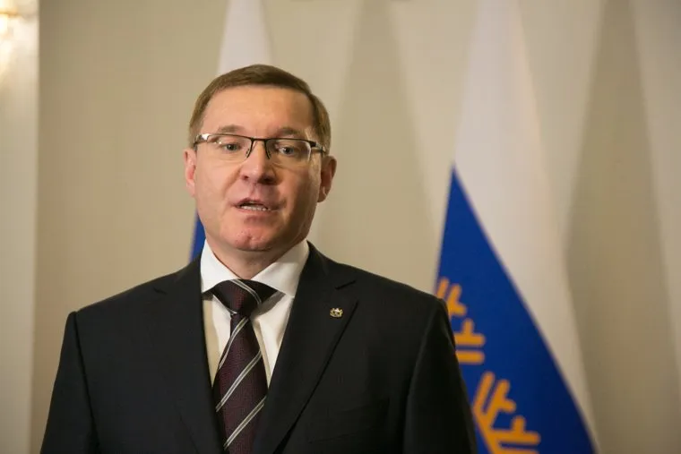 Брифинг по случаю назначения Владимира Якушева на пост министра строительства и жилищно коммунального хозяйства РФ. Тюмень, якушев владимир