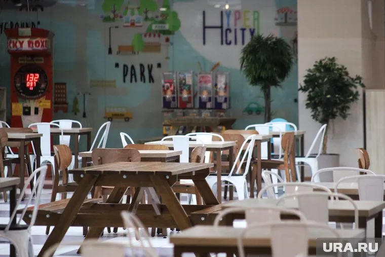 Точки общепита не работают в ТЦ «Гипер Сити» 8 июля (архивное фото)