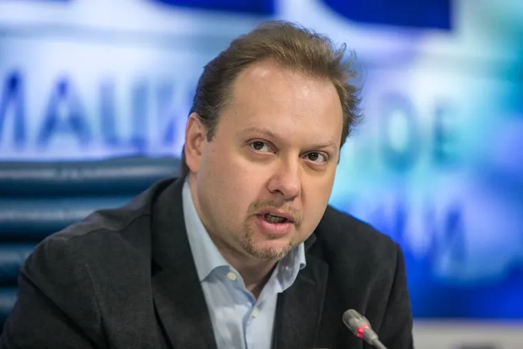 Пресс-конференция ВЦИОМ "Образ идеального депутата". Москва, матвейчев олег