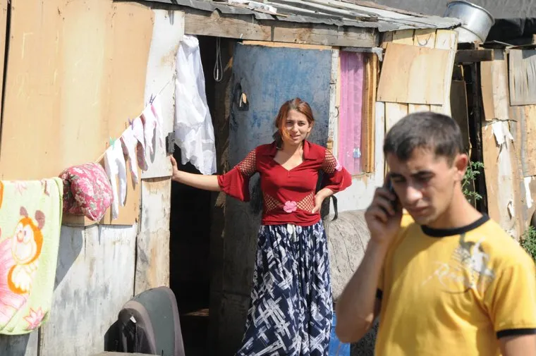 Цыгане. Цыганский поселок. Челябинск