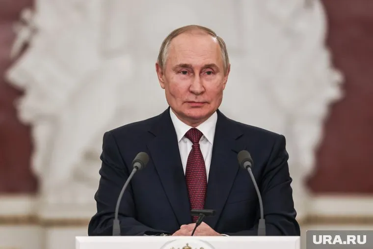 Владимир Путин ознакомился с работой завода «Щегловский вал»