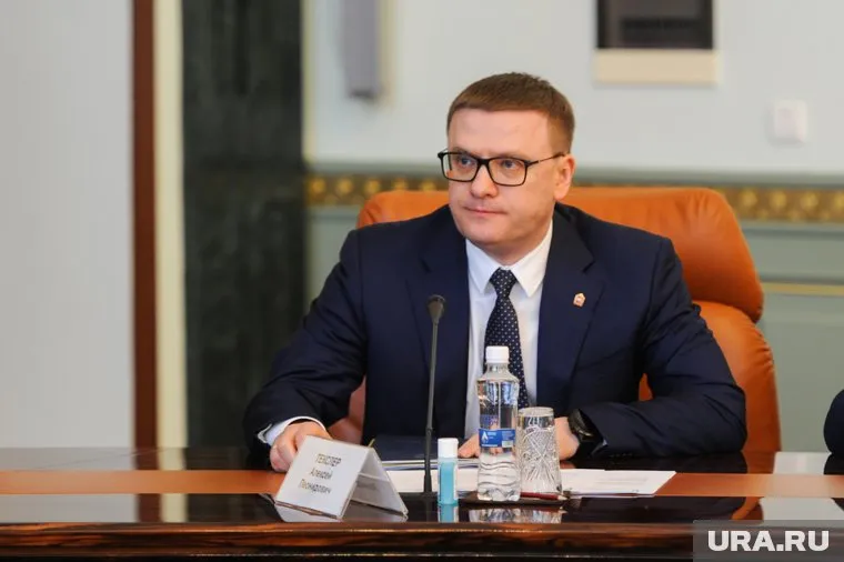 Губернатор Алексей Текслер обязал бюджетные структуры области заплатить авансом за услуги ЖКХ