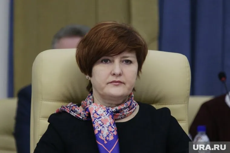 Елена Чугарина написала заявление в пятницу, 9 октября