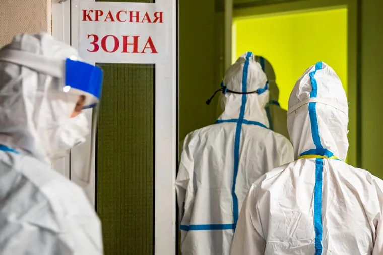 Свердловский областной клинический психоневрологический госпиталь для ветеранов войн, где оказывают помощь пациентам с коронавирусной инфекцией COVID-19. Екатеринбург