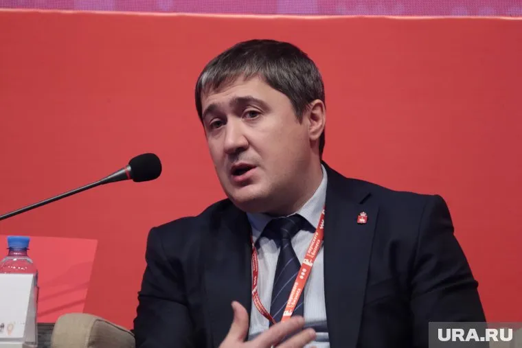 Дмитрий Махонин порекомендовал министрам и мэрам последовать его примеру