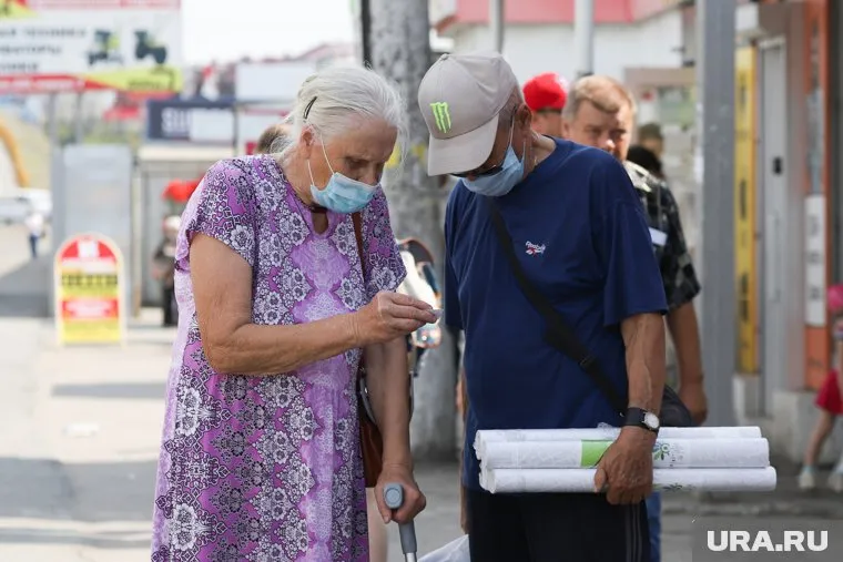 Валерий Федоров считает, что граждане РФ боятся ставить вакцину «Спутник V»