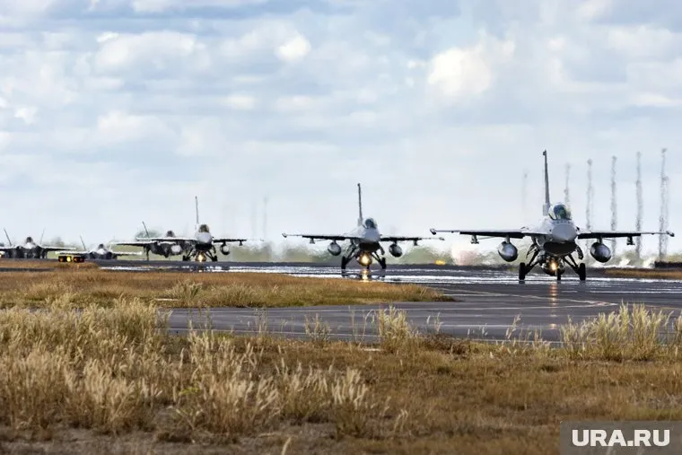 ВСУ могут ударить по Крыму при помощи истребителей F-16, считает Бринн Таннехилл