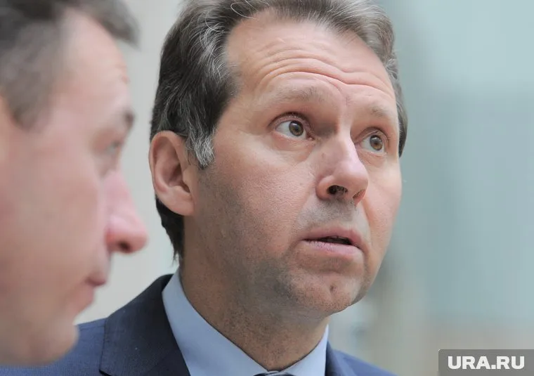 Александр Потапов пытается навести порядок в работе начальников цехов