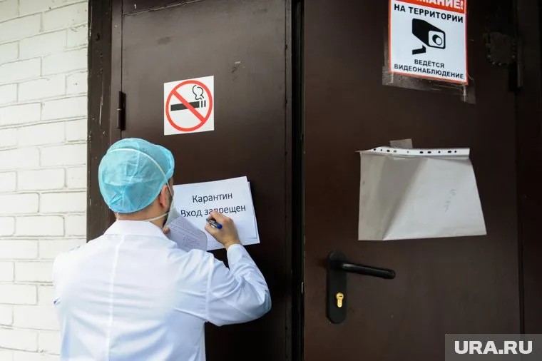 В больнице отказываются составлять список контактных с больной коронавирусом