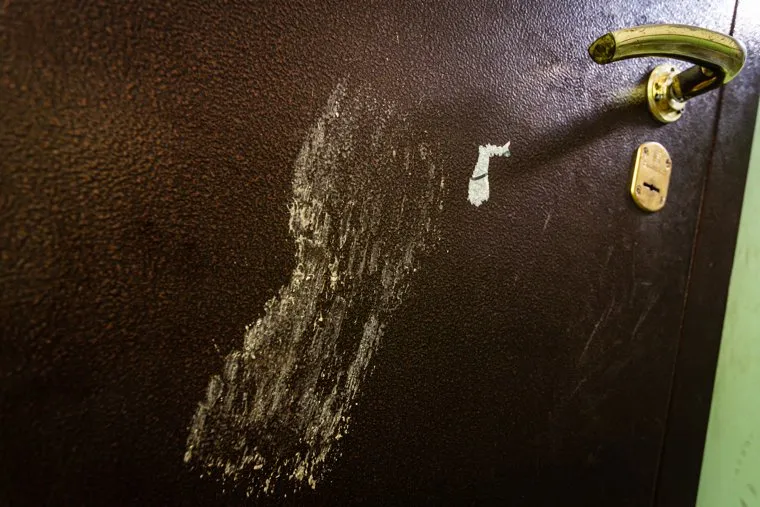 Детский сад № 546, гараж и дом № 21 на улице Симферопольской. Екатеринбург