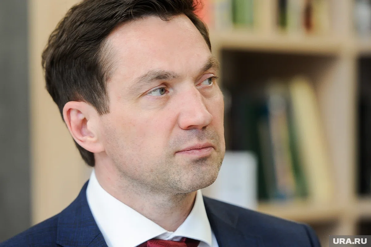 Глава Челябинска попросил челябинцев быть предельно аккуратными, двигаясь по тротуарам и дорогам