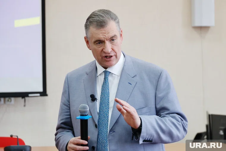 Слуцкий объявил о подготовке законопроекта об отчетности управляющих компаний