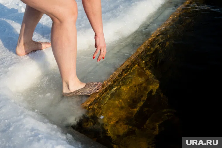 Специалист подчеркивает, что закаливание не подходит всем