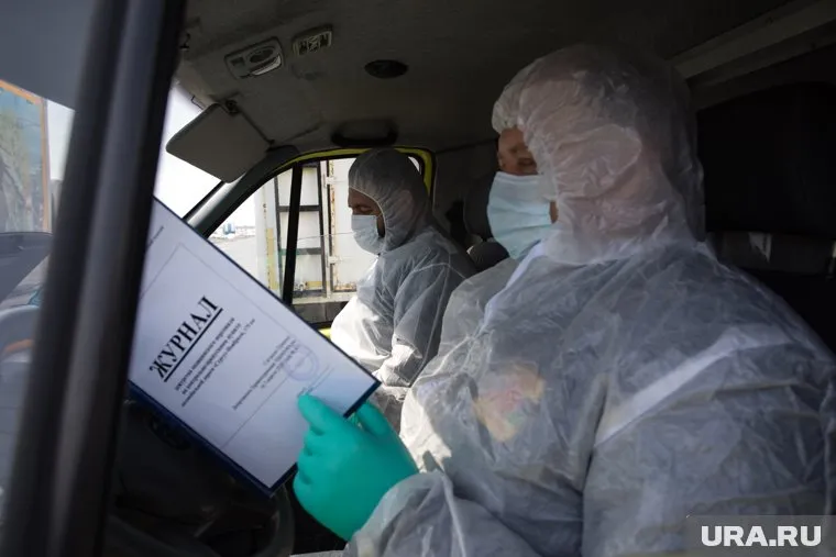 Число заболевших COVID-19 южноуральцев продолжает расти