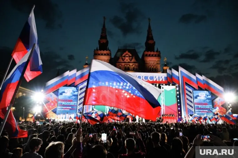 Концерт на Красной площади посетили более 70 тысяч москвичей и гостей столицы