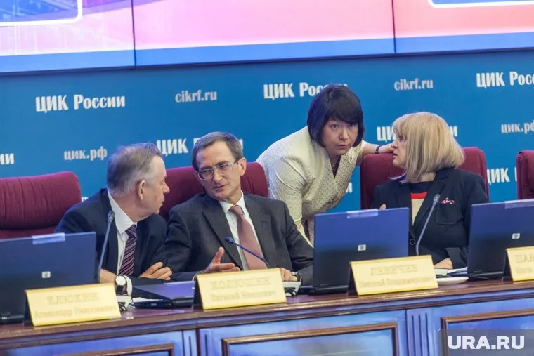 Майя Гришина (в светлом) может перейти в Верховный суд